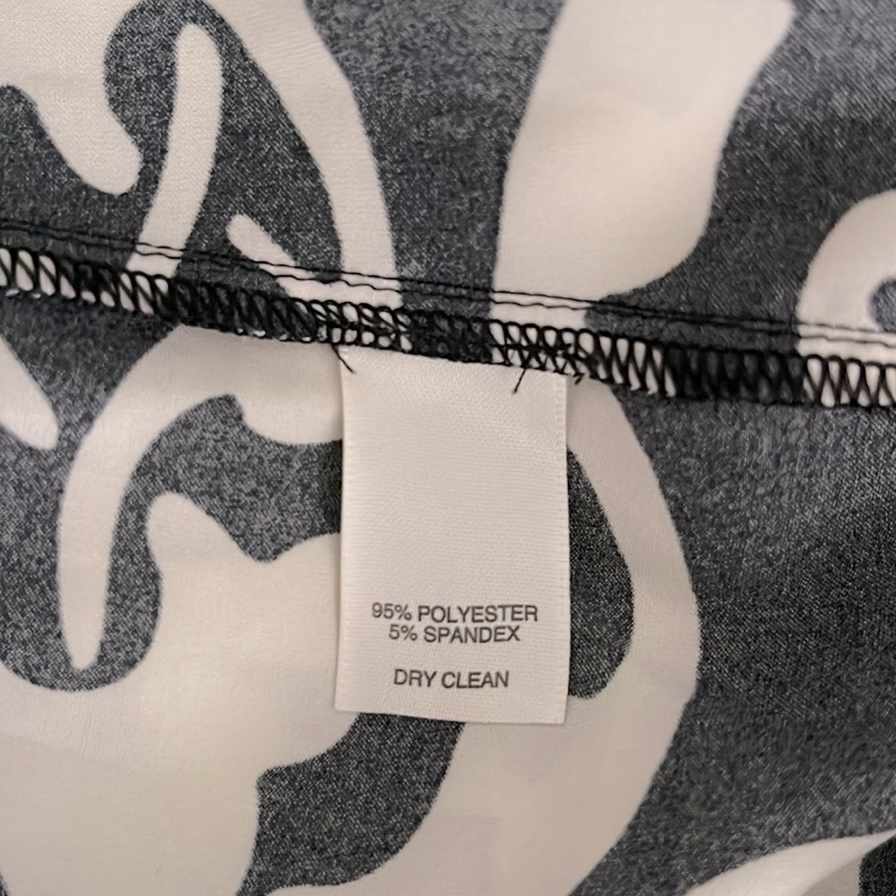 3/$10 White House Black Market Silky Boat Neck Mini Dress - Picture 11 of 12